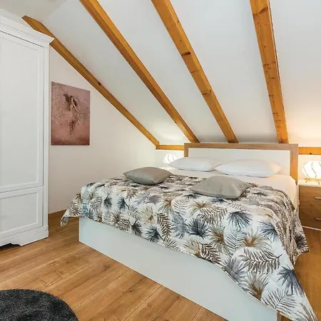 度假居 Three-bedroom Holiday In Kljuc Drinovci