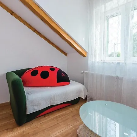 度假居 Three-bedroom Holiday In Kljuc *